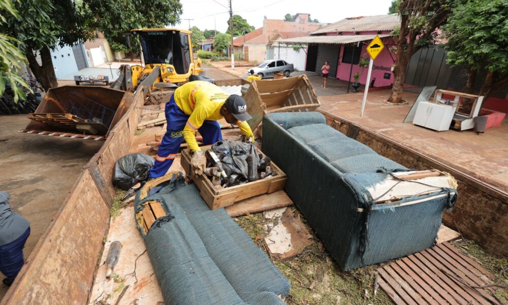 depois-de-coletar-247-toneladas-de-residuos-no-canaa-i,-mutirao-vai-ao-joquei-clube-–-portal-prefeitura-de-dourados