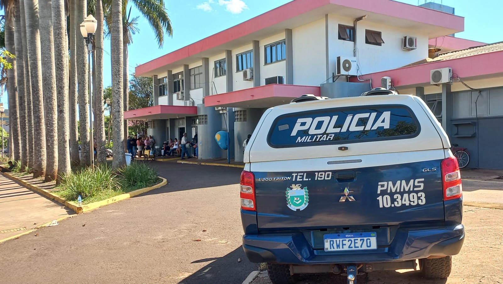 dourados:-mulher-que-teve-faca-cravada-na-mao-pelo-ex-e-liberada-do-hv-–-folha-de-dourados-–-noticias-de-dourados-ms-e-regiao