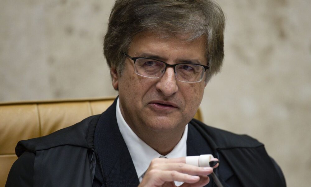 pgr-e-contra-pedido-de-bolsonaro-para-tirar-dino-e-zanin-de-julgamento