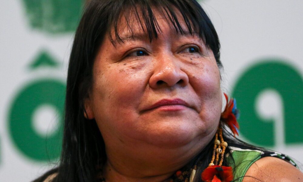 participacao-de-negros-e-indigenas-no-executivo-sobe-para-39%