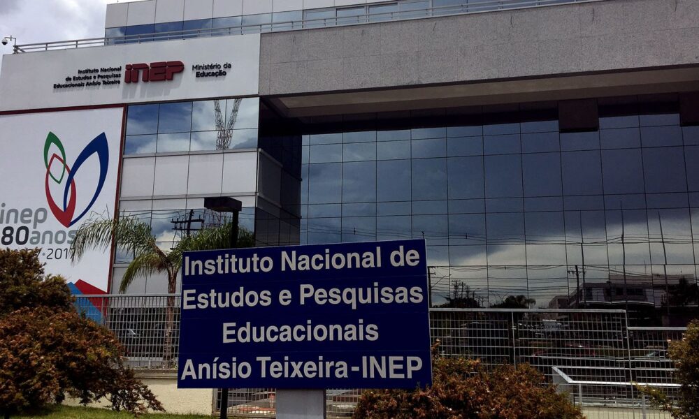 encceja-2025:-prazo-para-justificar-ausencia-em-2024-termina-hoje