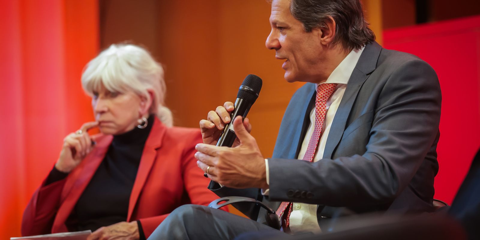 haddad-diz-que-brasil-e-franca-convergem-em-tributacao-de-super-ricos