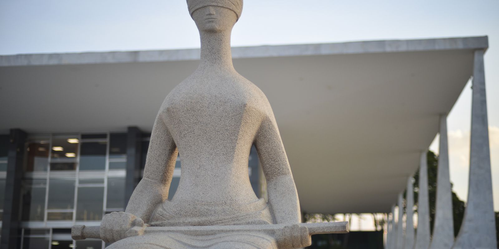 stf-mantem-multa-por-bolsonaro-impulsionar-“lula-flix”