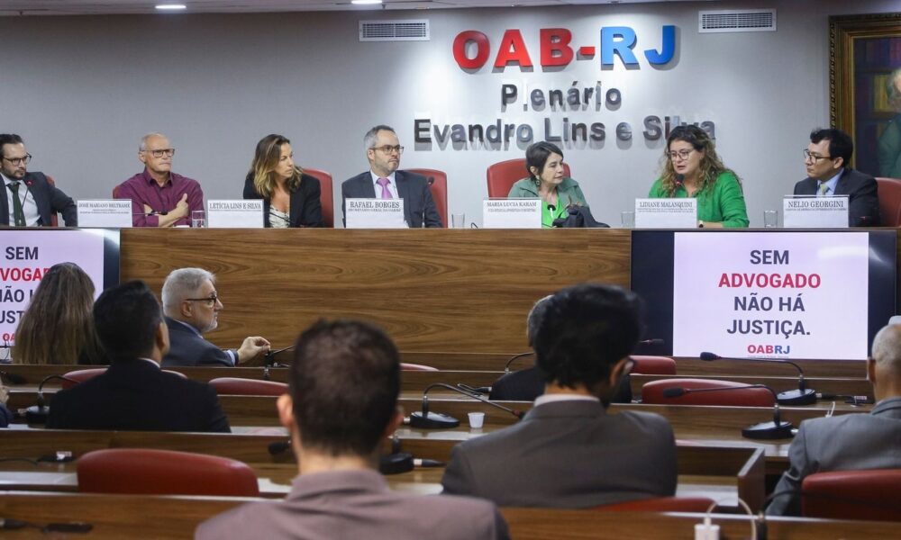 debate-na-oab-rj-avalia-avancos-em-aprovacao-da-adpf-das-favelas