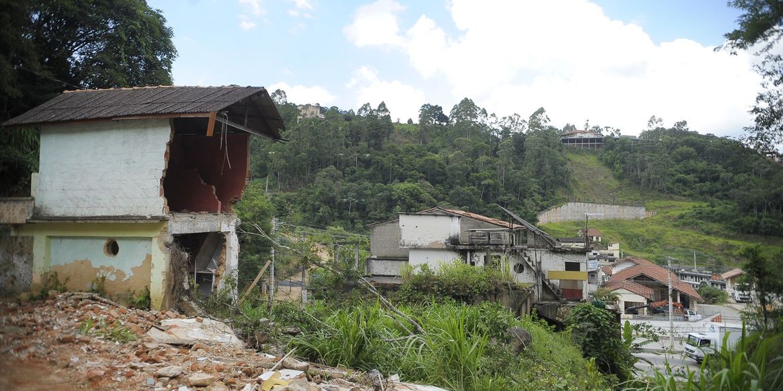 ex-prefeito-de-nova-friburgo-e-condenado-por-desvios-apos-tragedia