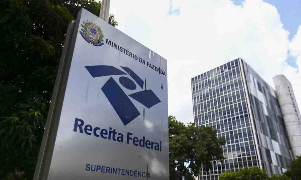 analistas-da-receita-federal-definem-dia-para-paralisacao-em-todo-o-pais