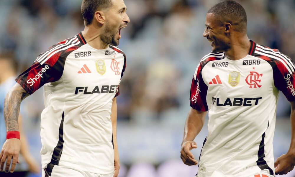 fla-vence-com-brilho-de-arrascaeta-para-assumir-ponta-do-brasileiro