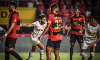 red-bull-bragantino-marca-no-inicio,-supera-o-sport-e-sobe-no-brasileirao
