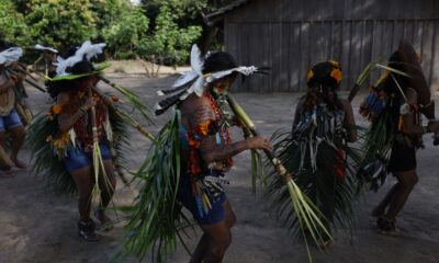 cercado-por-fazendas,-povo-rikbaktsa-luta-para-manter-modo-de-vida