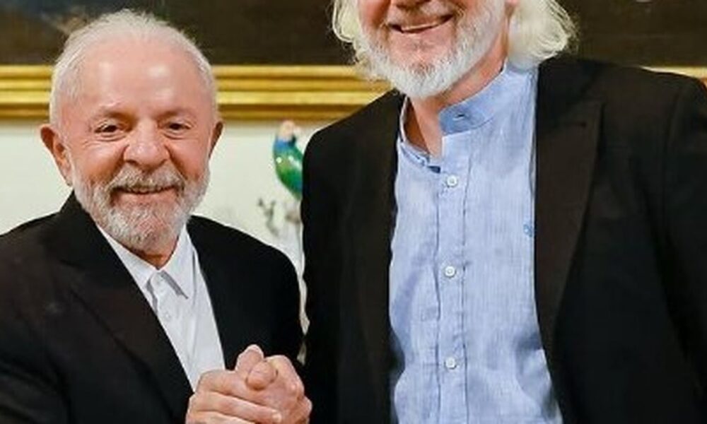 lula-publica-foto-de-encontro-com-julian-assange-em-roma