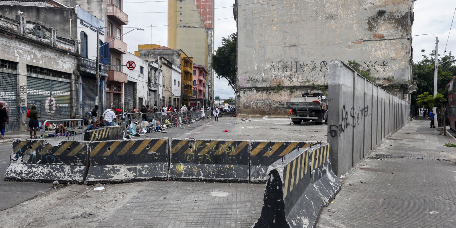 moraes-rejeita-acao-do-psol-contra-muro-na-cracolandia-em-sao-paulo