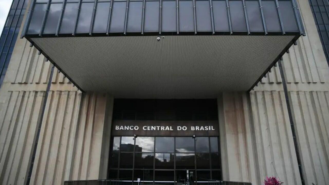 copom-eleva-juros-basicos-da-economia-para-14,75%-ao-ano