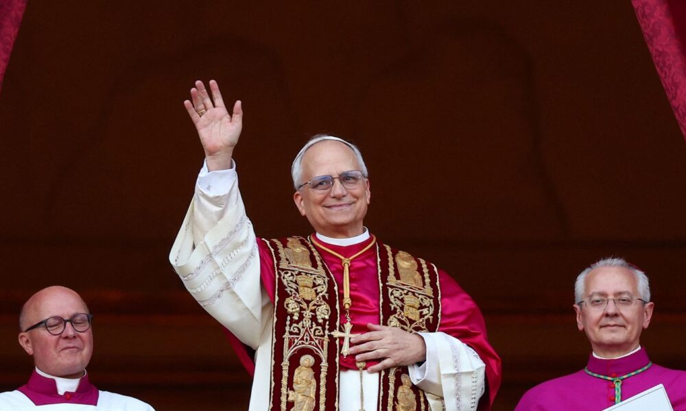 robert-francis-prevost-e-eleito-papa-e-se-chamara-leao-xiv