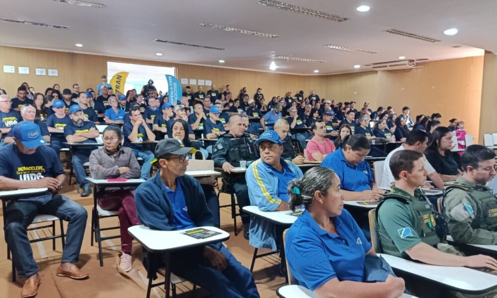 prefeitura-capacita-motoristas-do-transporte-escolar-para-garantir-seguranca-viaria-–-portal-prefeitura-de-dourados