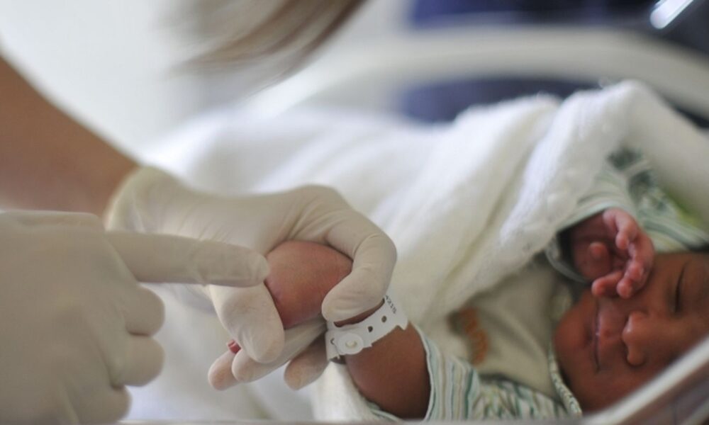 sub-registro-de-nascimento-cai-para-1,05%-em-2023,-o-menor-desde-2015