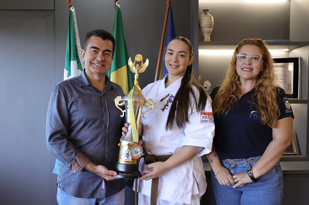 orgulho-douradense,-mirella-aguirre-representara-o-brasil-no-mundial-de-karate-no-japao-–-portal-prefeitura-de-dourados