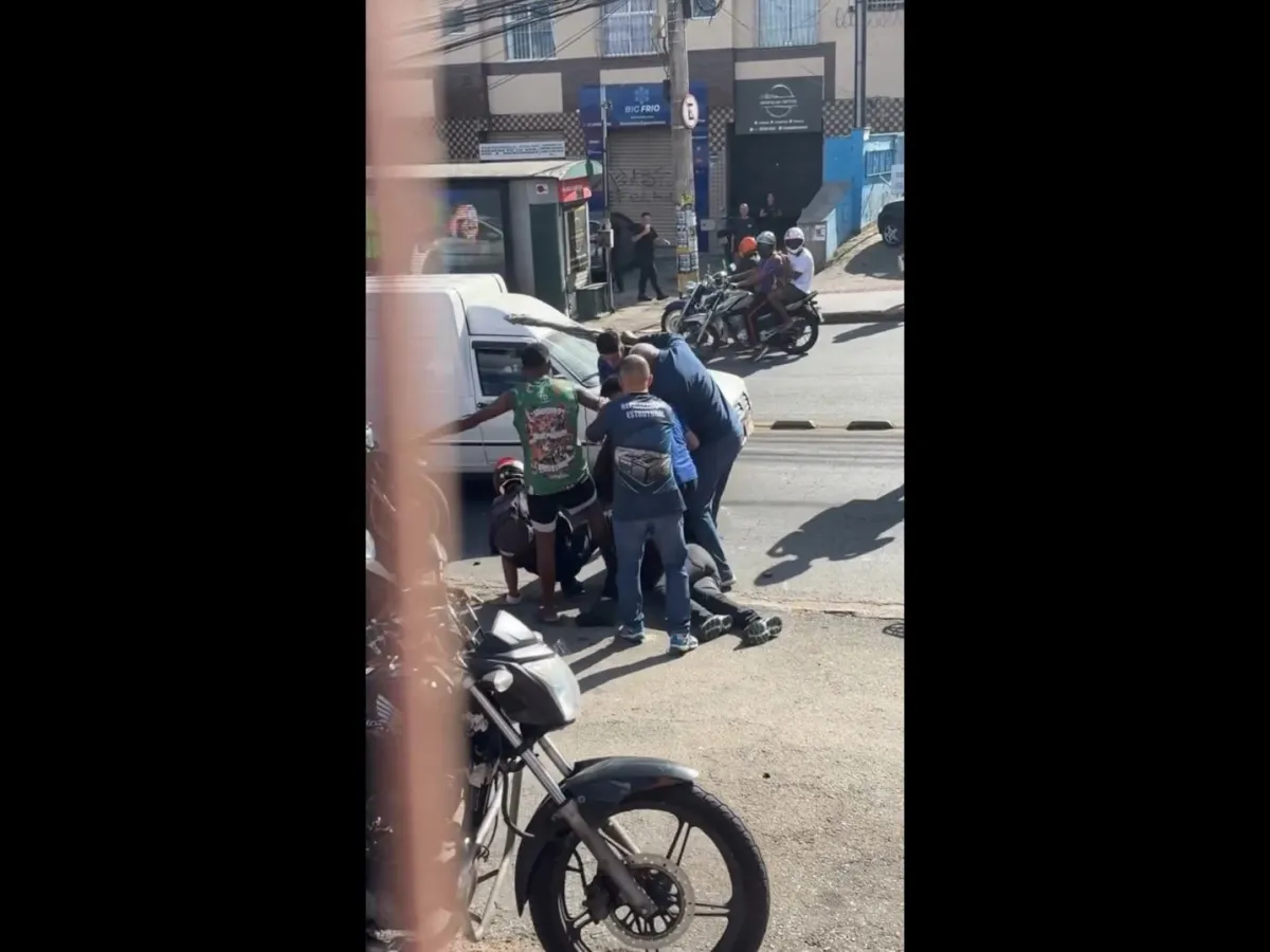 homem-e-espancado-apos-atacar-funcionario-de-supermercado-com-uma-lanca-–-folha-de-dourados-–-noticias-de-dourados-ms-e-regiao