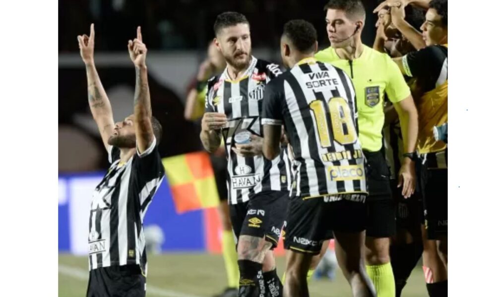 com-a-volta-de-neymar,-santos-vence-vitoria-fora-de-casa-pelo-brasileirao