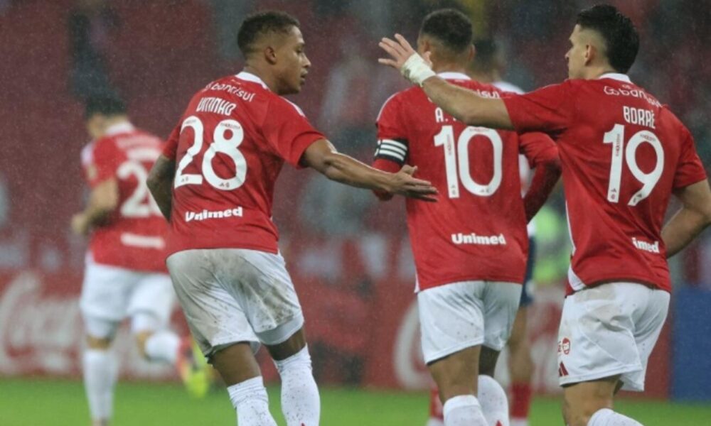 internacional-vence-'final',-elimina-o-bahia-e-avanca-em-1o-do-grupo-na-libertadores