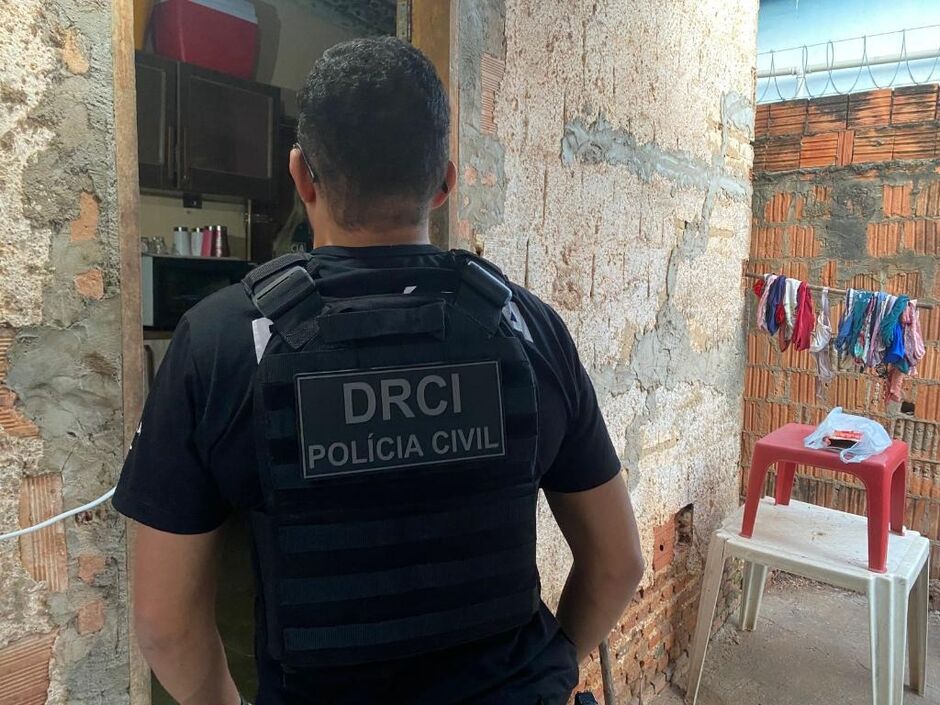 'porta-67'-investiga-quadrilha-suspeita-de-clonar-celular-do-governador-de-ms-–-folha-de-dourados-–-noticias-de-dourados-ms-e-regiao
