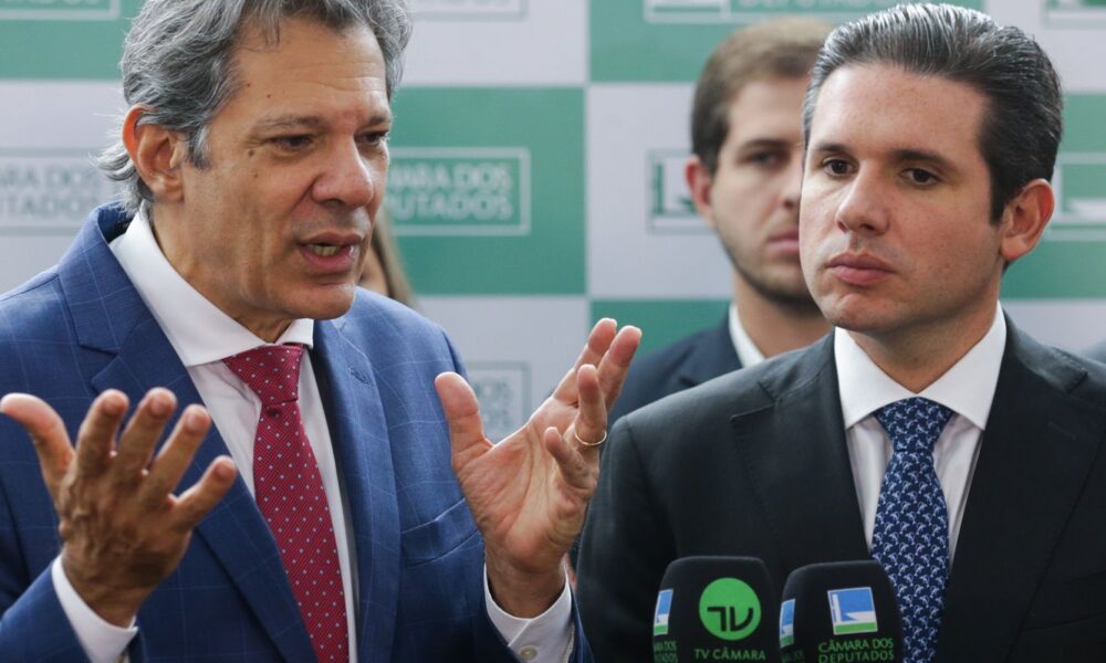 equipe-economica-apresentara-a-lideres-partidarios-alternativas-a-iof