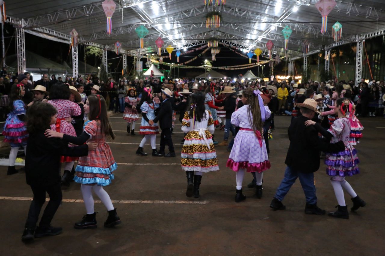 concurso-de-quadrilha-vai-movimentar-a-46a-festa-festa-junina-de-dourados-–-portal-prefeitura-de-dourados