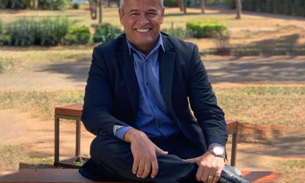 sartre,-120-anos:-xaras-de-filosofo-defendem-ideais-de-liberdade