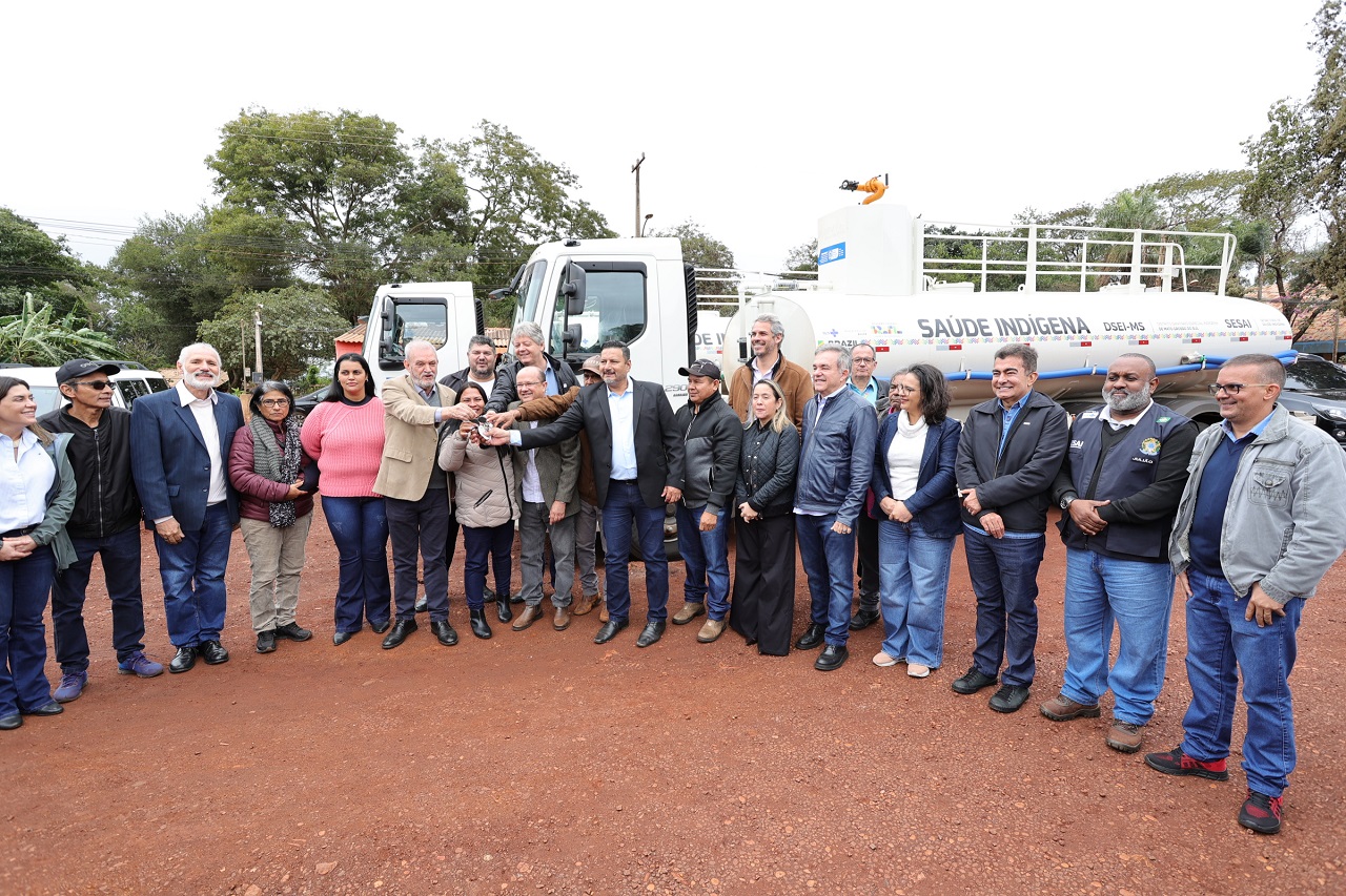 prefeitura-agiliza-entrega-de-caminhoes-pipa-para-atender-aldeias-indigenas-de-dourados-–-portal-prefeitura-de-dourados