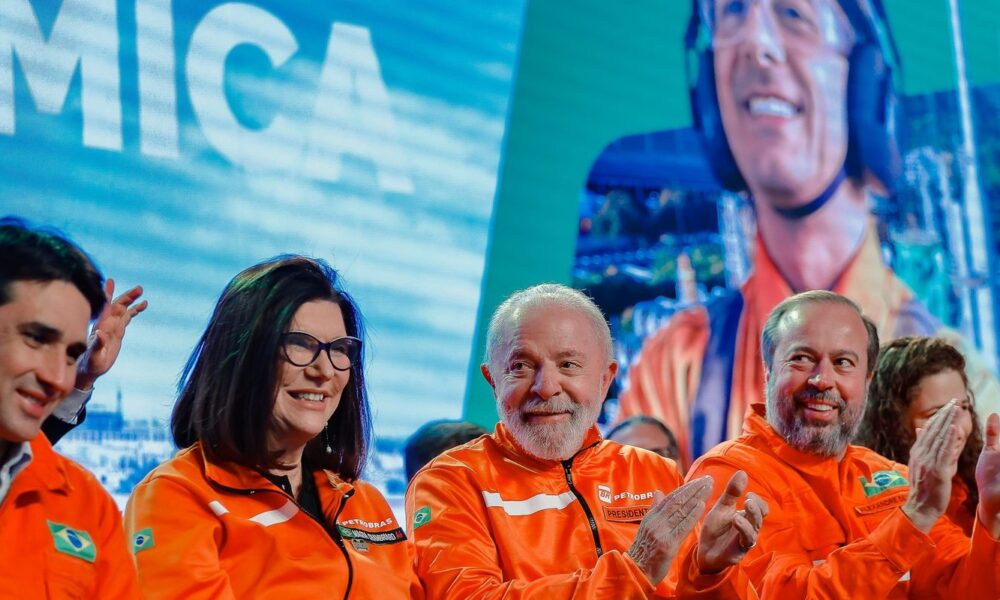 investimentos-da-petrobras-reforcam-seguranca-energetica,-diz-silveira