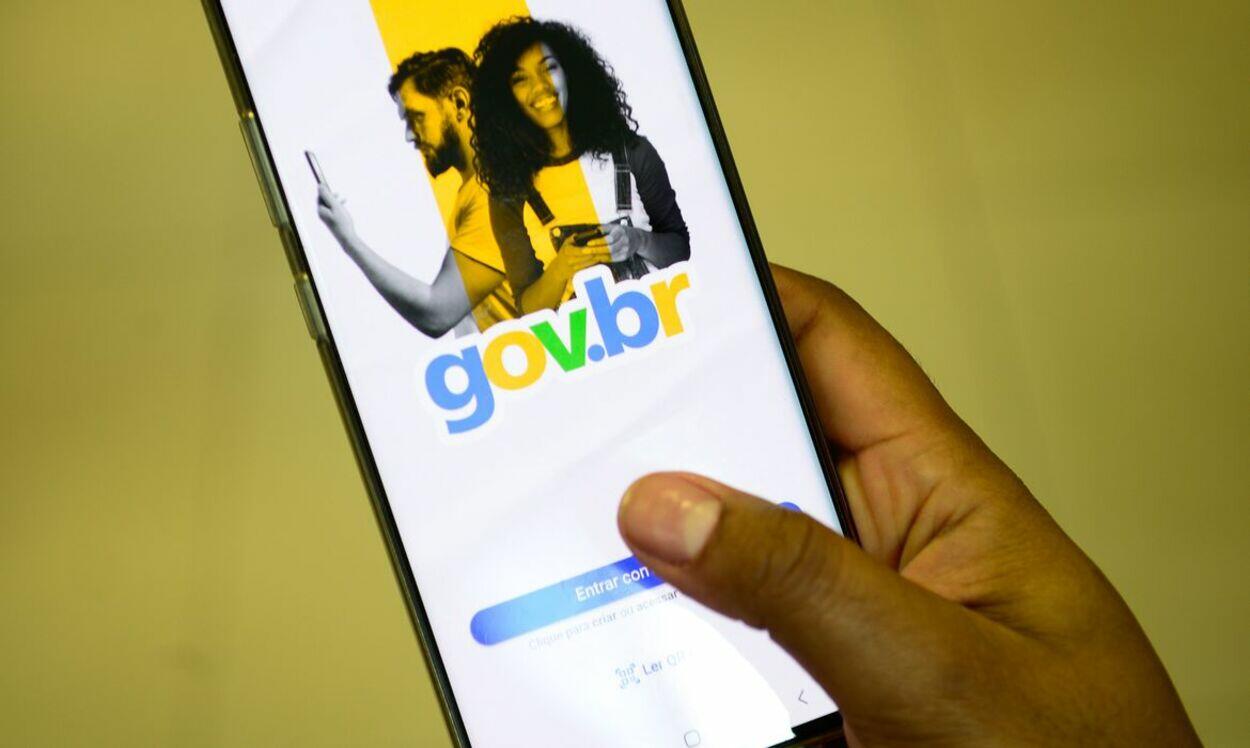 de-graca:-assinar-documentos-pela-internet-ganha-'fama',-mas-exige-atencao-de-usuarios