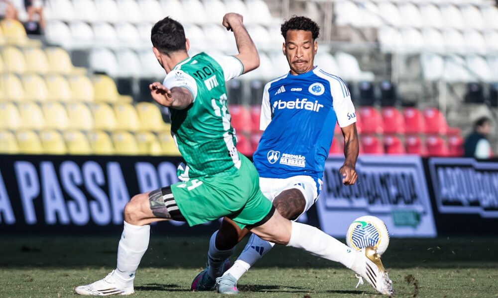 cruzeiro-vence-banfield-antes-de-retomada-do-campeonato-brasileiro