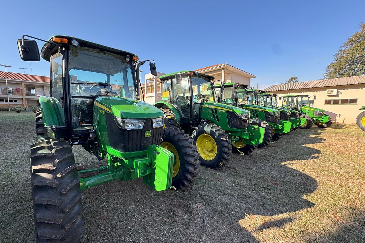 lista:-governo-federal-doa-tratores-para-12-cidades-de-mato-grosso-do-sul