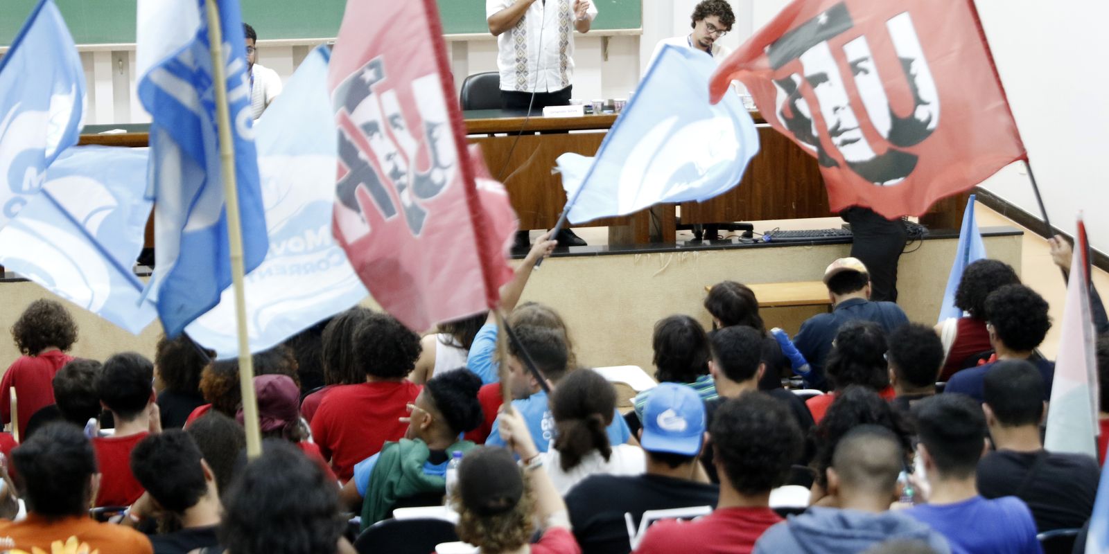 soberania-digital-do-brasil-requer-autonomia-tecnologica,-diz-deputado