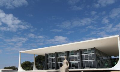 moraes-abre-apuracao-sobre-insider-trading-antes-de-tarifaco-de-trump