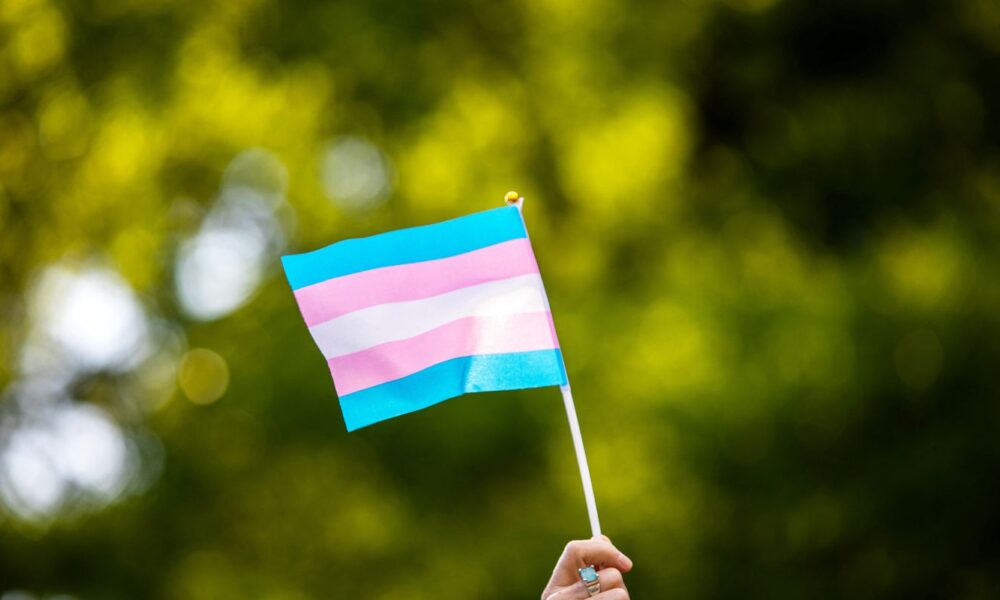 comite-olimpico-dos-eua-proibe-mulheres-trans-em-competicoes-femininas