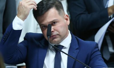 ex-diretor-da-prf-nega-ter-determinado-operacao-para-barrar-eleitores