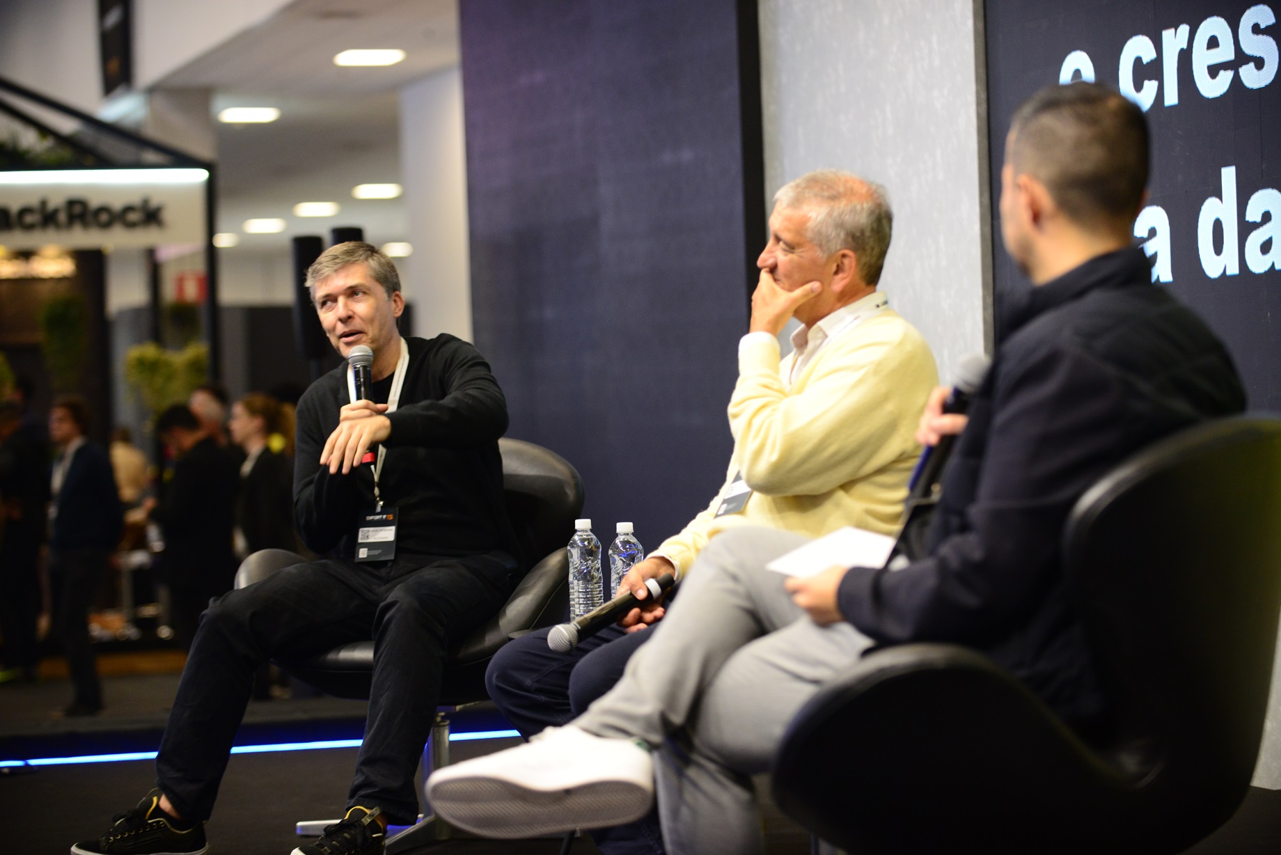 “com-ia,-crio-um-produto-em-8-minutos,-nao-em-8-meses”,-diz-presidente-da-notco