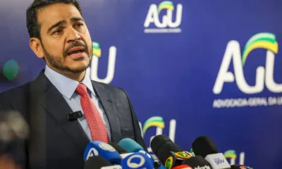 agu-estuda-reacao-juridica-as-sancoes-dos-eua-contra-moraes,-com-apoio-do-stf