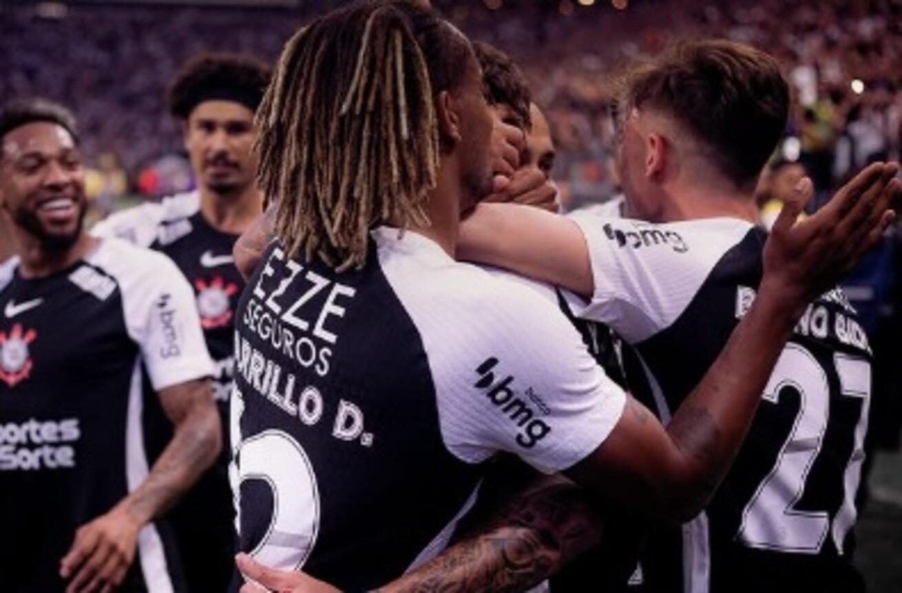 corinthians-se-vale-de-nervosismo-do-palmeiras,-ganha-derbi-de-novo-e-avanca-na-copa-do-brasil