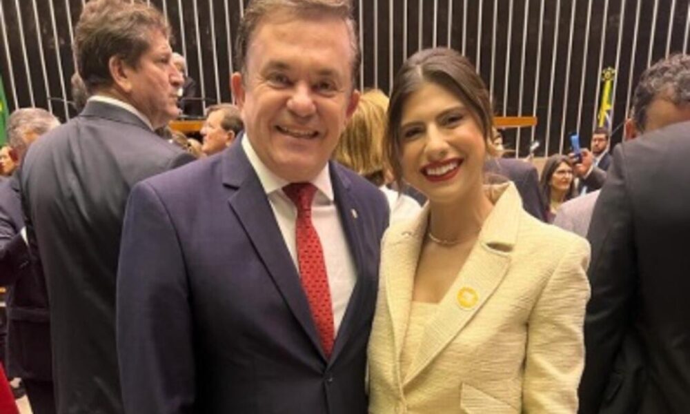 kemp-e-vander-saem-em-defesa-de-camila-jara,-acusada-de-agredir-parlamentar