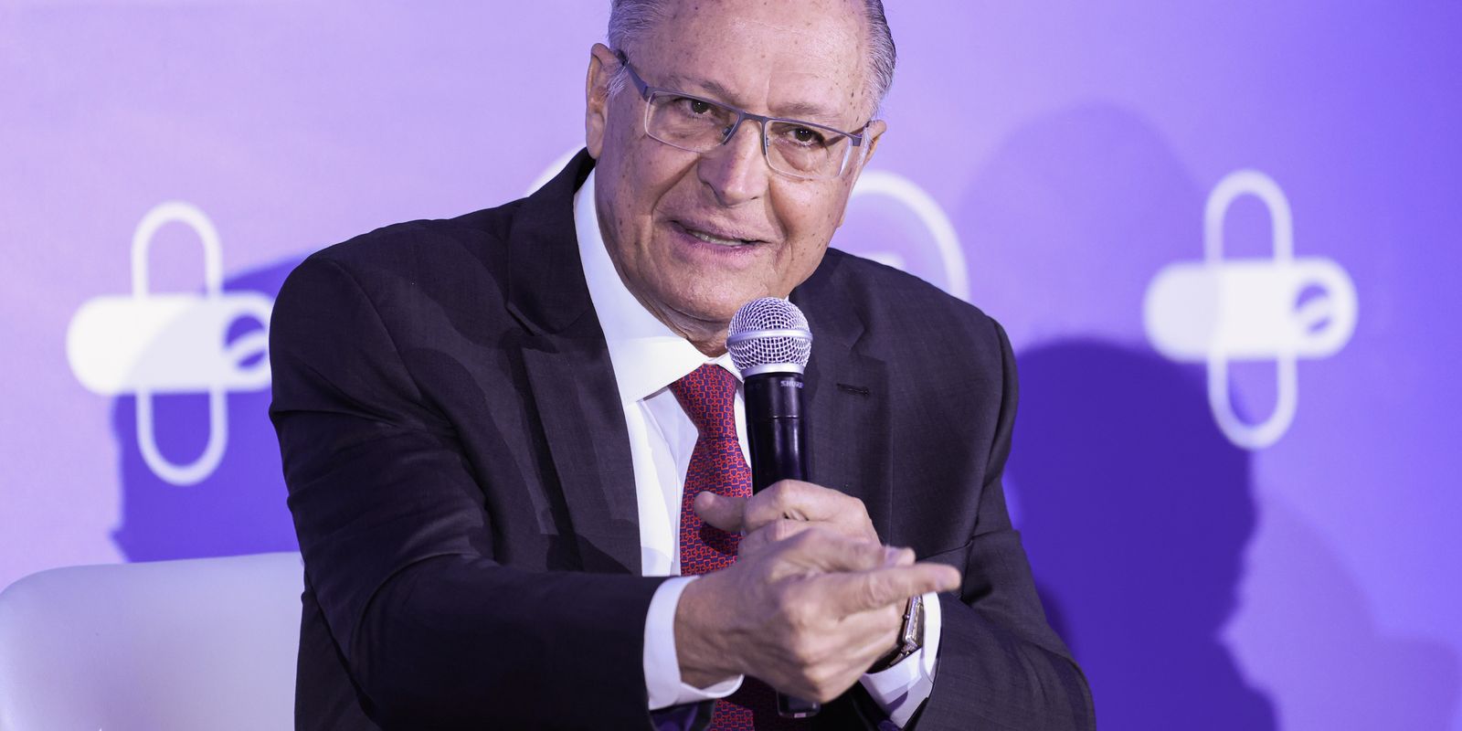 governo-quer-aumentar-numero-de-setores-fora-do-tarifaco