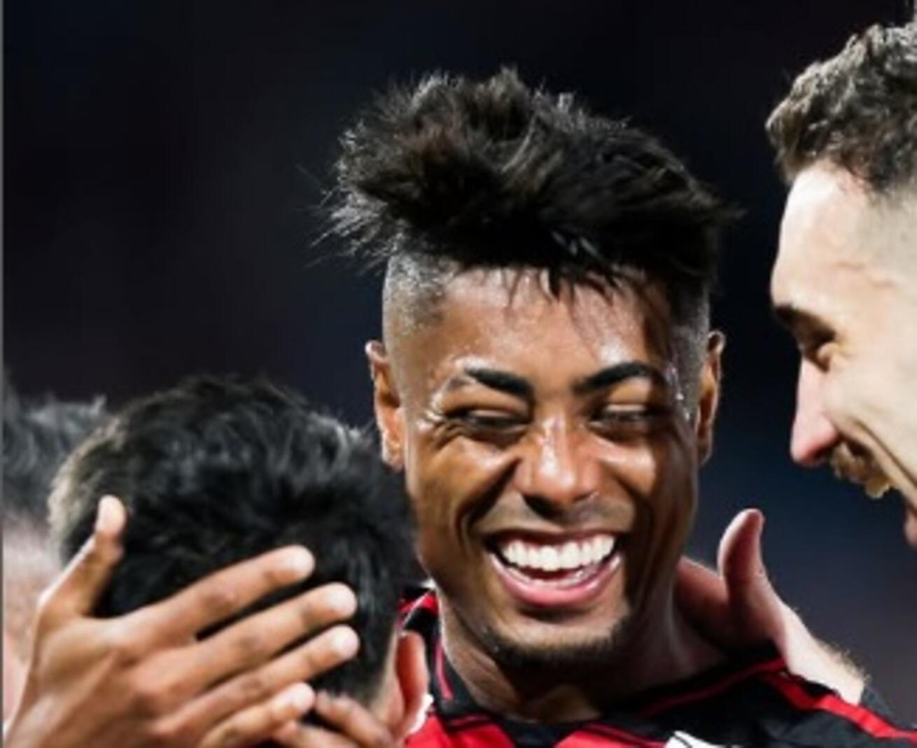 flamengo-bate-inter-e-fica-a-um-empate-em-porto-alegre-para-alcancar-as-quartas-da-libertadores