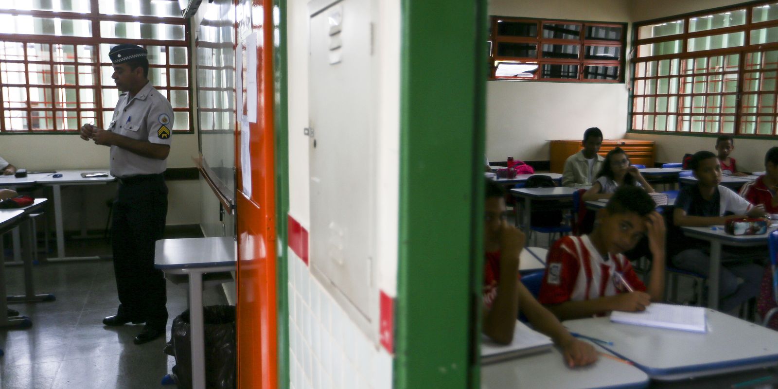 justica-libera-contratacao-de-pms-para-escolas-civico-militares-em-sp