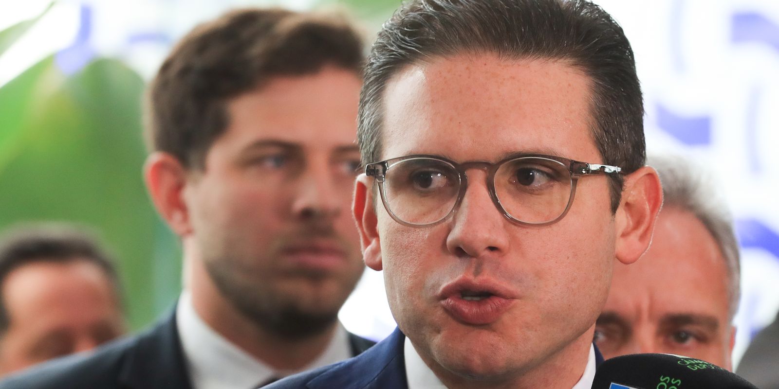 motta-promete-projeto-“efetivo”-para-proteger-criancas-nas-redes