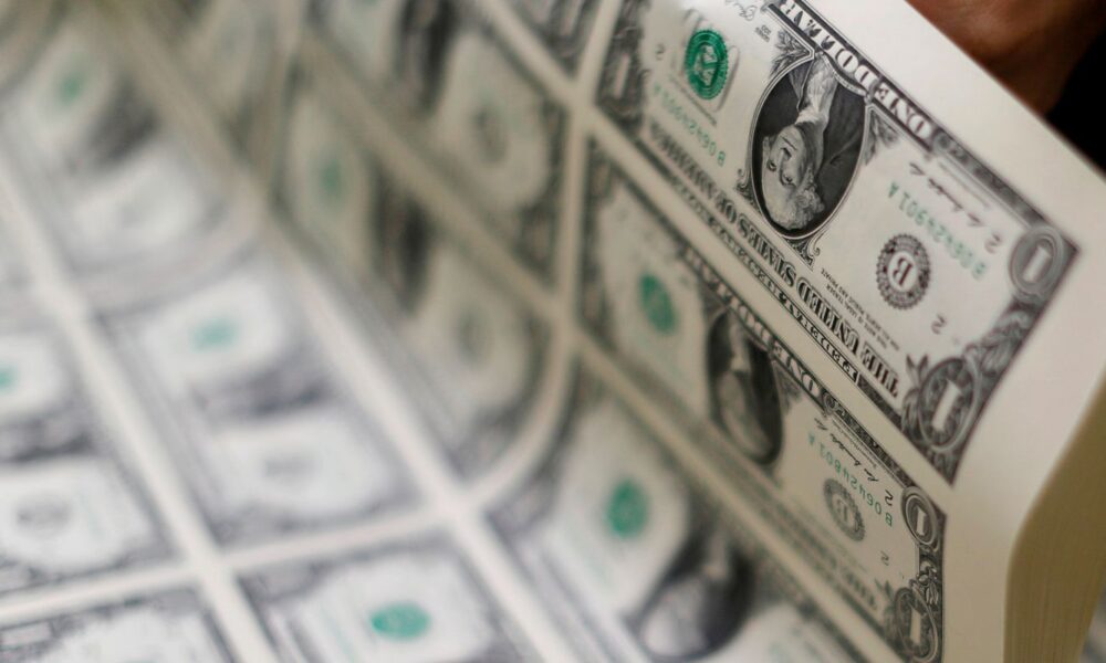 dolar-cai-para-r$-5,47-um-dia-apos-estresse-com-lei-magnitsky