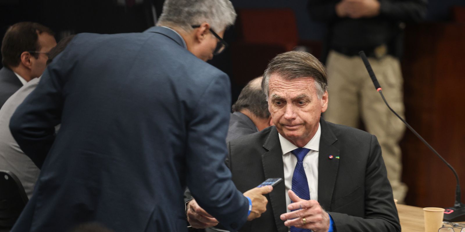pf-diz-que-bolsonaro-teve-acesso-a-defesa-de-general-mario-fernandes