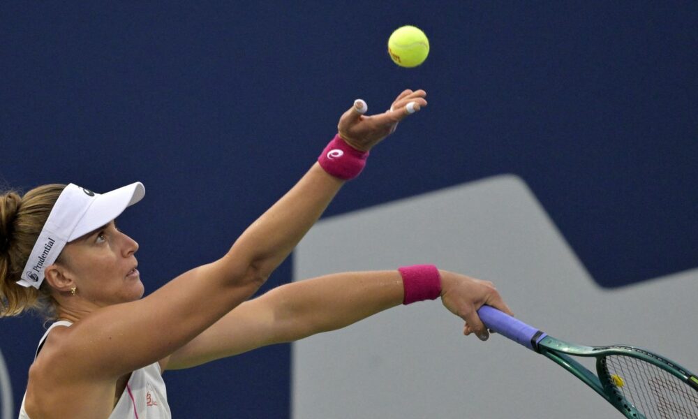 bia-haddad-sofre,-mas-vence-britanica-kartal-em-estreia-no-us-open