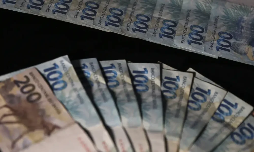 divida-publica-sobe-0,71%-em-julho-e-ultrapassa-r$-7,9-tri