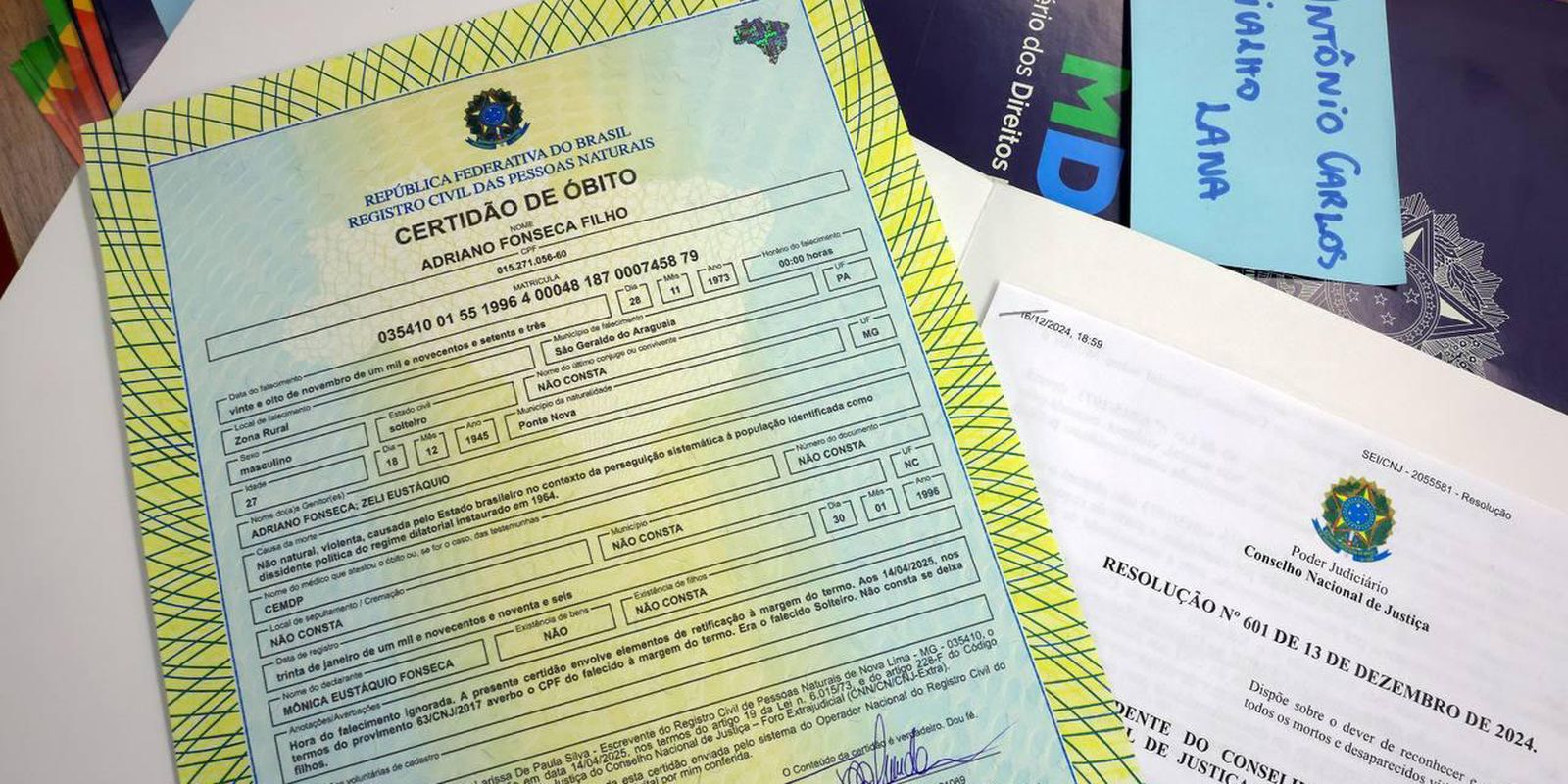 familias-de-63-vitimas-da-ditadura-recebem-atestado-de-obito-corrigido