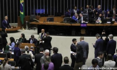 aprovada-urgencia-de-pl-que-libera-r$-1,5-bi-para-saude-e-educacao